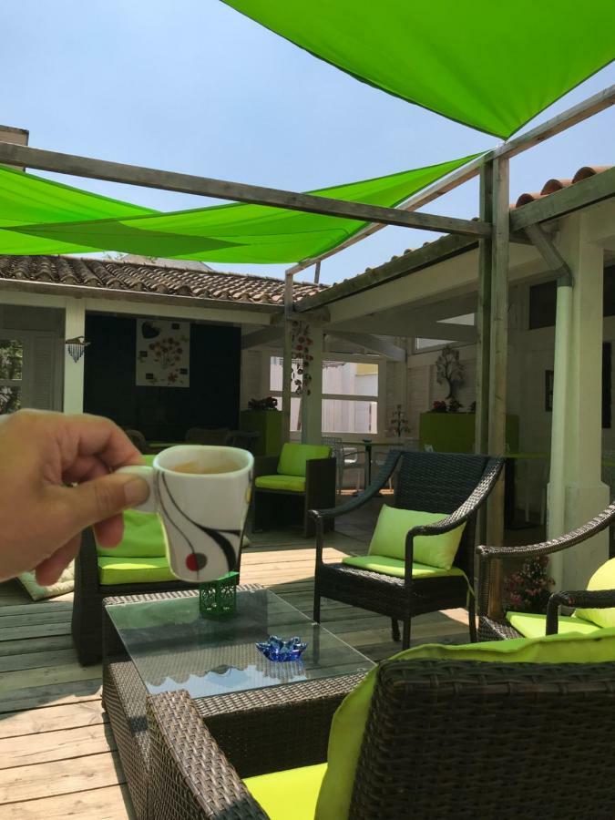 Hotel La Cote Oceane- 250 M Plage 생장드몽 외부 사진